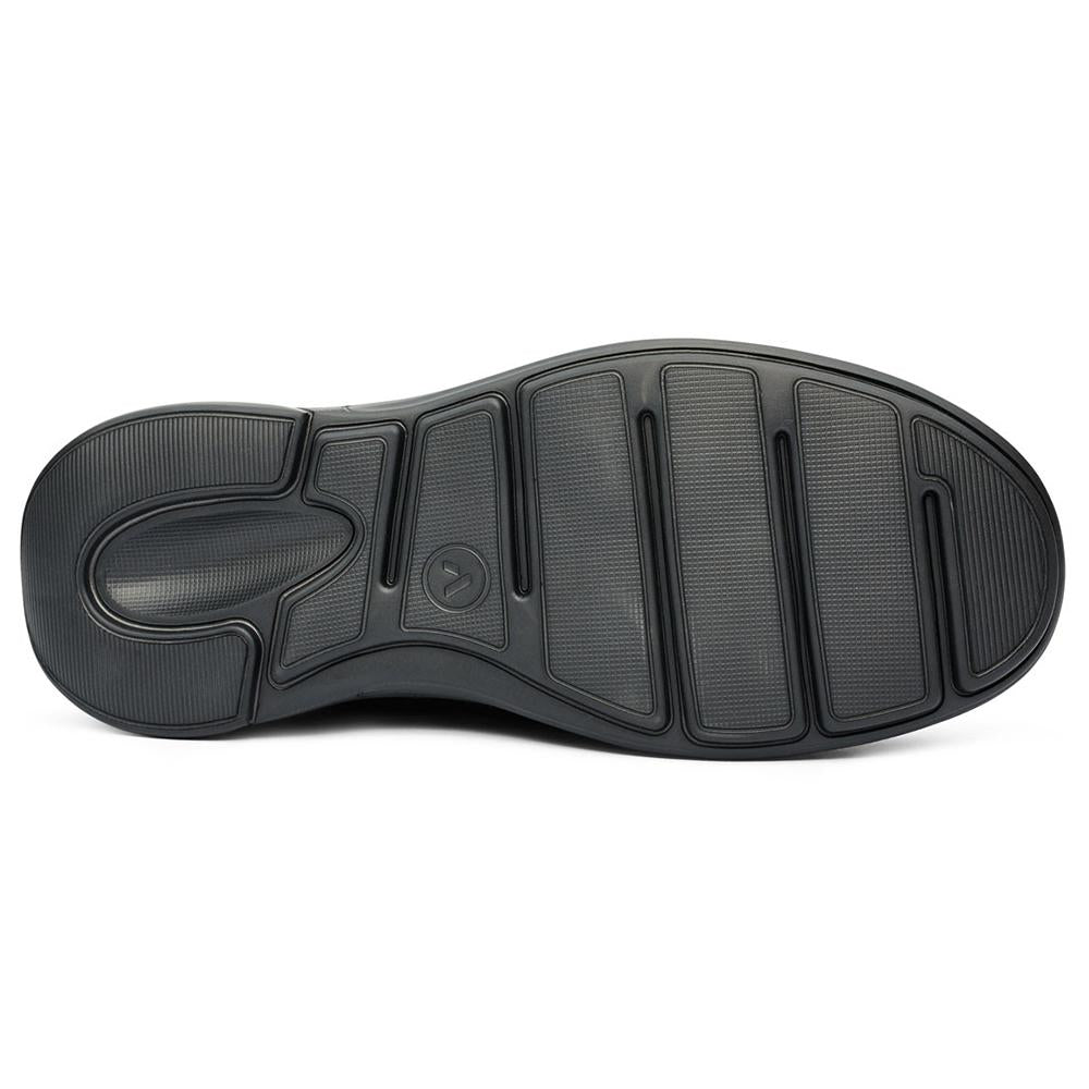 M030_Black_4
